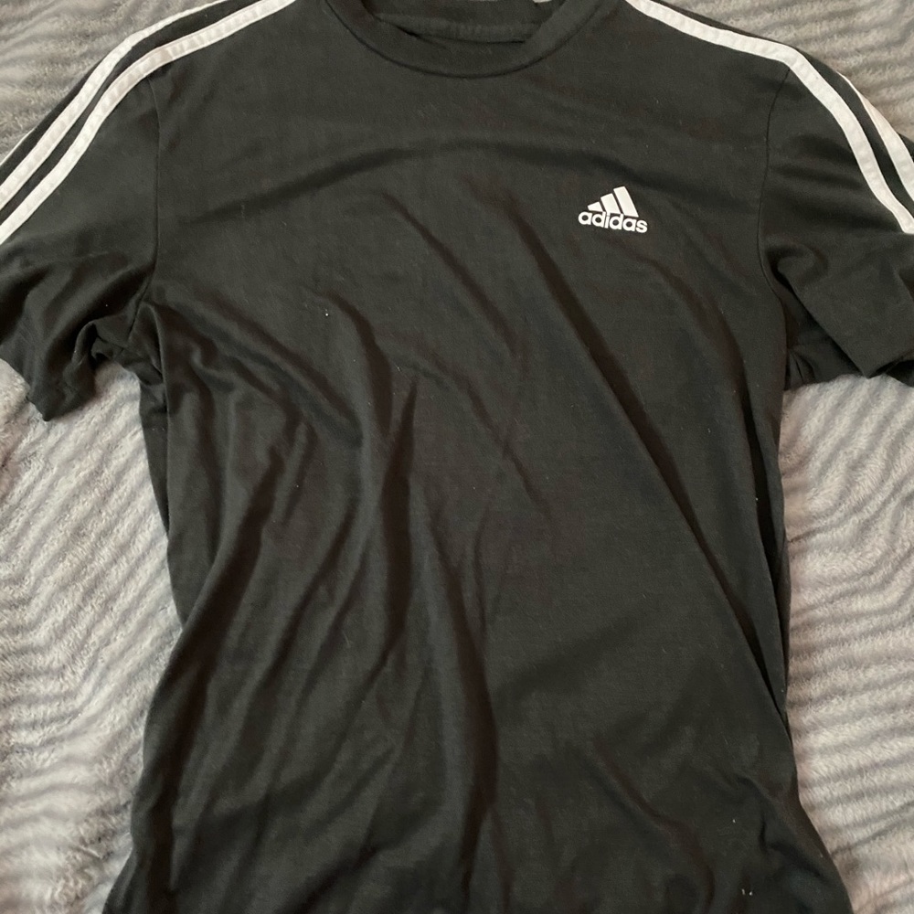 Adidas tshirt